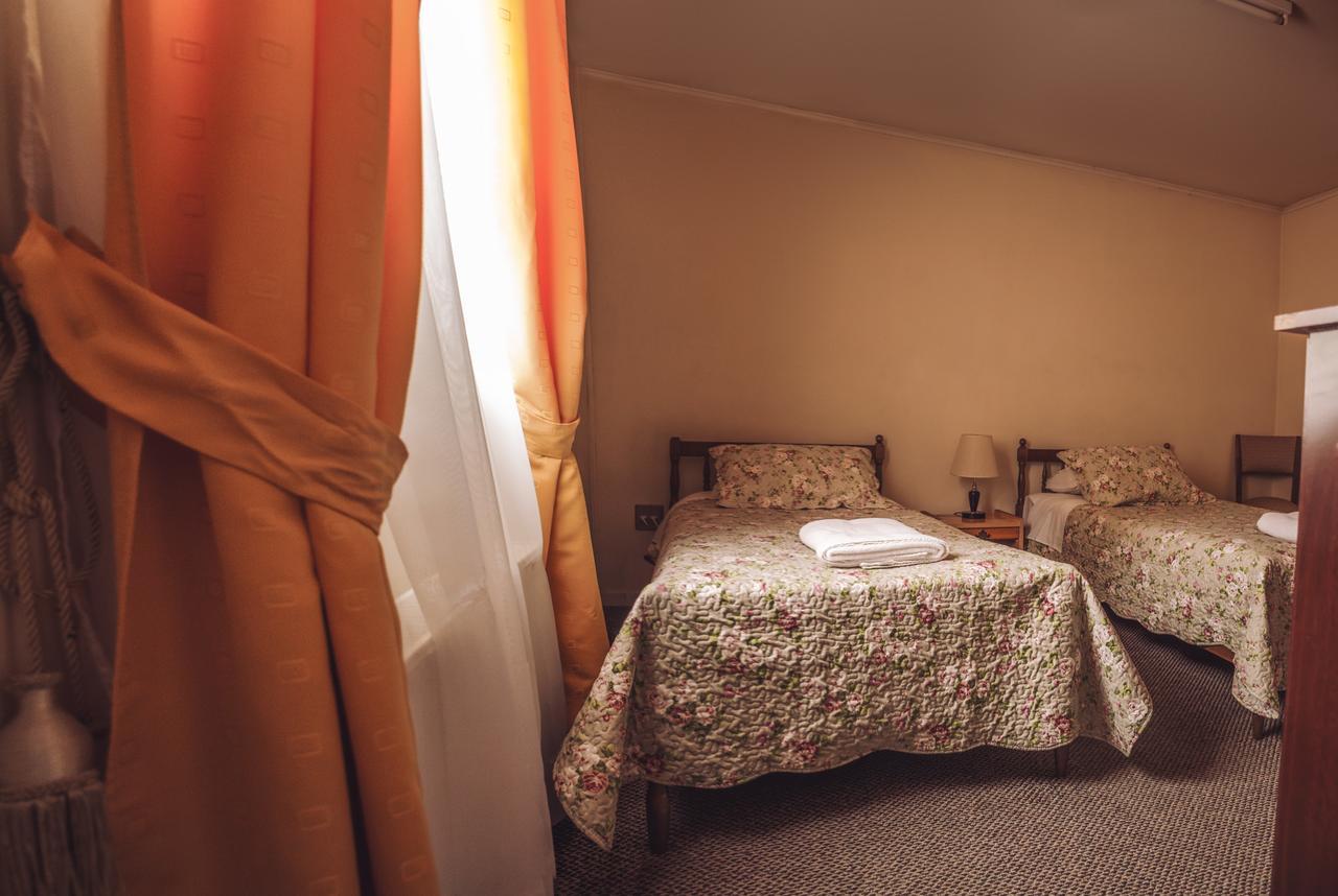 Hostal Joshiken Punta Arenas Zewnętrze zdjęcie